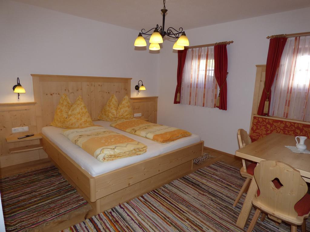 Ferienhaus Veider Obertilliach Pokoj fotografie